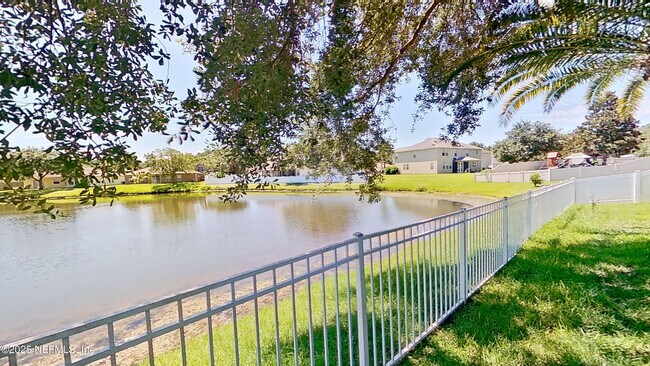 Building Photo - 12275 Deersong Dr