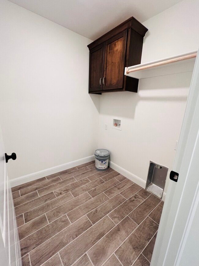 Building Photo - 2091 Bluestem Dr