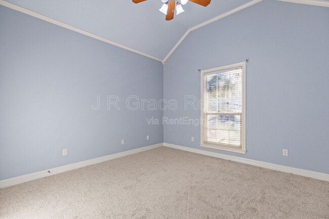 Building Photo - 1405 Gunnison Dr