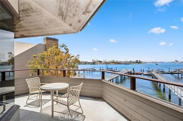 Building Photo - 107 Bayside Pl