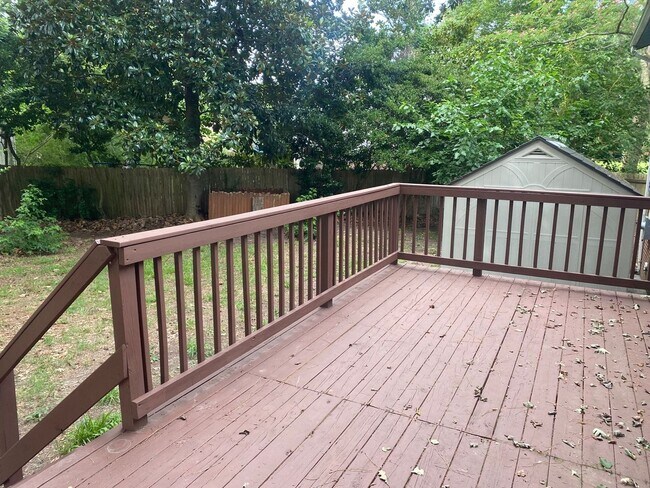 Building Photo - Move In Ready! "ASK ABOUT OUR ZERO-DEPOSIT...