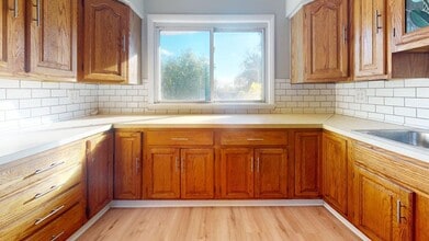 Building Photo - 1288 E 167th St