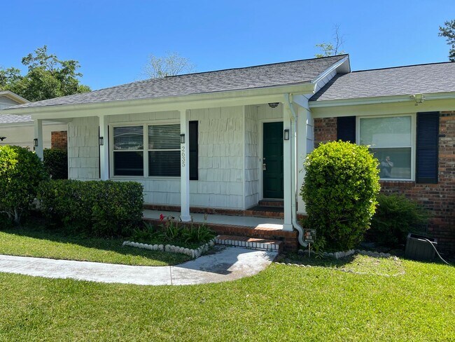 Primary Photo - Eastgate Home