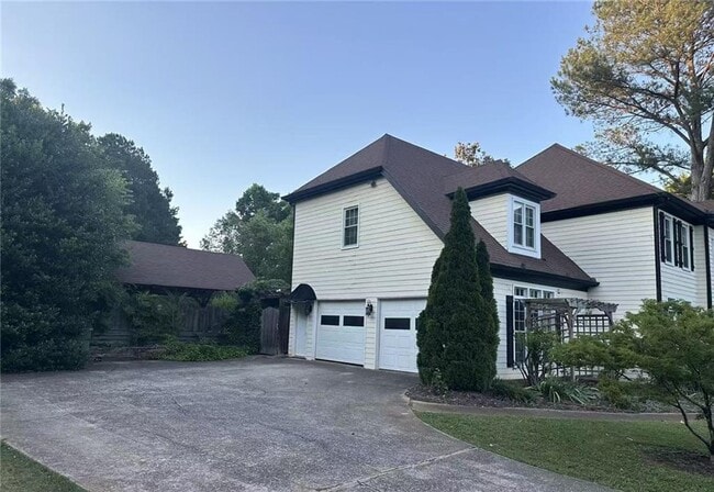 Building Photo - 7070 Derby Ct