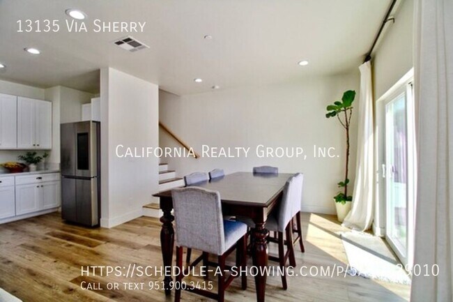 Building Photo - 13135 Via Sherry