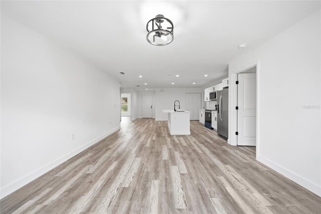 Building Photo - 17180 Drayton Ln