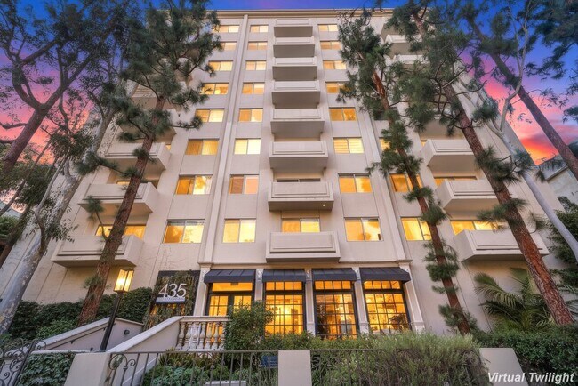 Building Photo - 435 N Oakhurst Dr