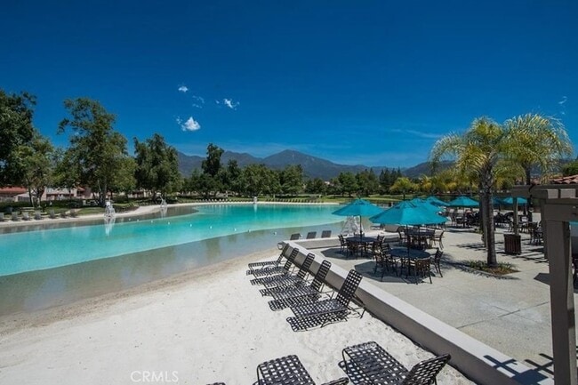 Building Photo - 11 Wild Horse Loop