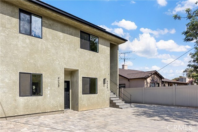 Building Photo - 4038 Somers Ave