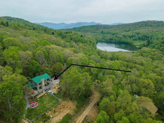 Building Photo - 36 Randall Dr