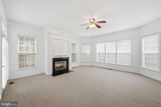 Building Photo - 21817 Wingfoot Ct