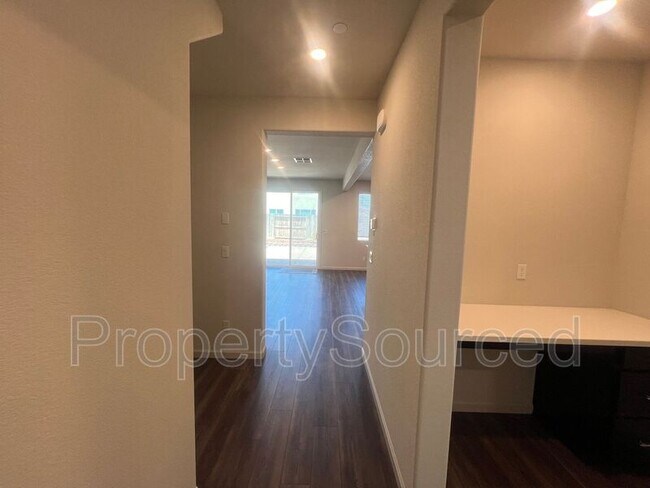 Building Photo - 2957 Mokelumne Ct