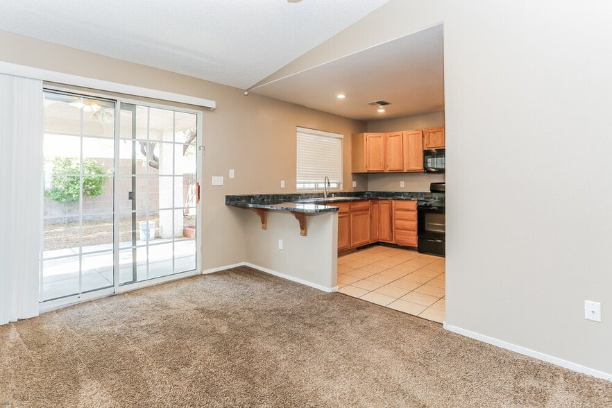 Building Photo - 1811 Panther Pl