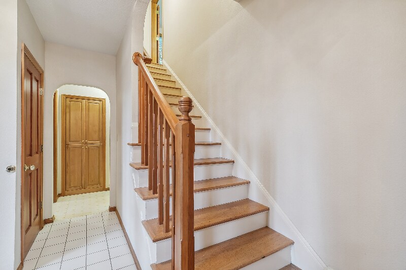 Building Photo - 8740 SW Birchwood Rd