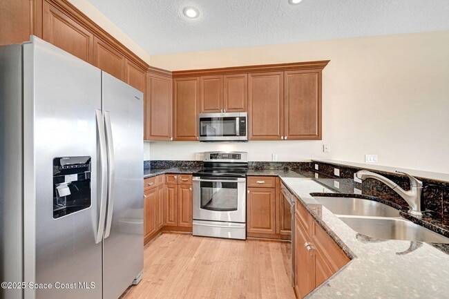 Building Photo - 2178 Tanager Ct
