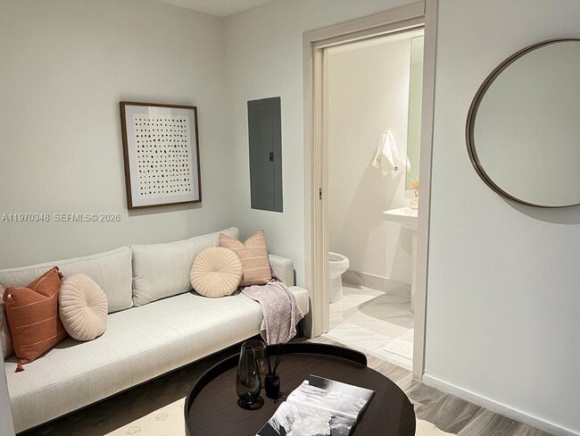 Building Photo - 801 S Miami Ave