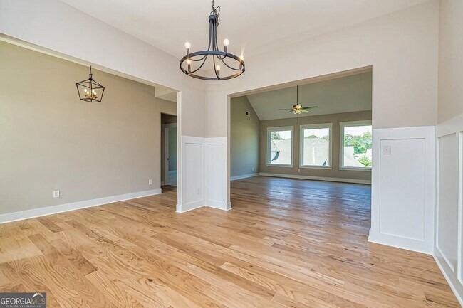 Building Photo - 65 Oakhurst Trail