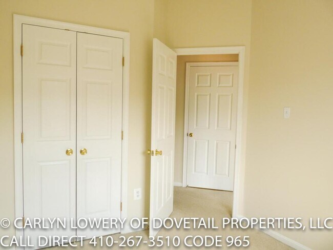 Building Photo - 2327 Sandy Walk Way