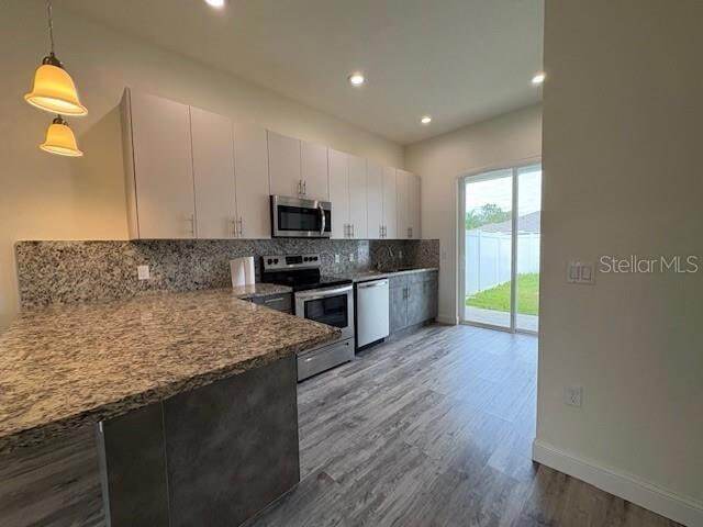 Building Photo - 5 Rosecroft Ln