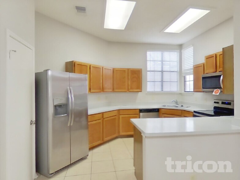 Building Photo - 7947 Flower Trail