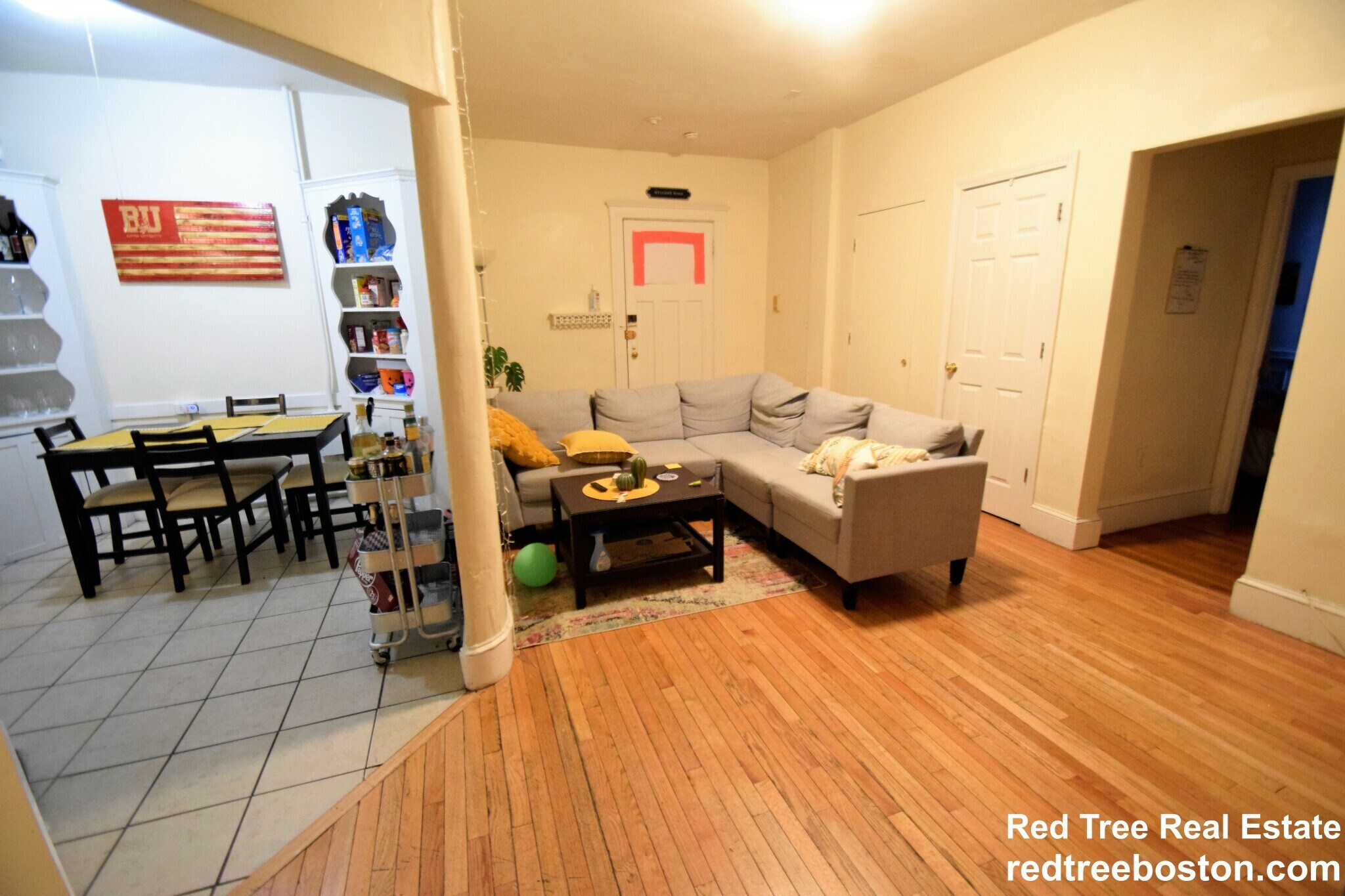 Building Photo - 322 St Paul St