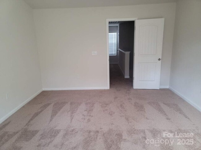 Building Photo - 9433 Creedmore Hills Dr