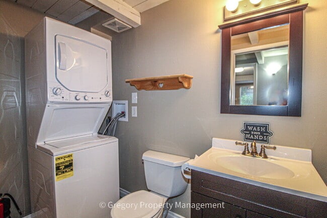 Building Photo - 14026 75th Ave NE