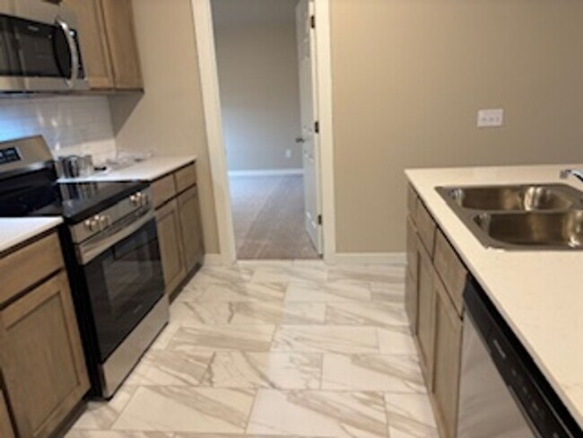 Building Photo - 1st Month Free!