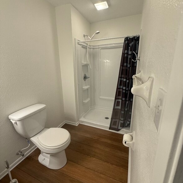 Building Photo - 4752 Pecanwood Pl