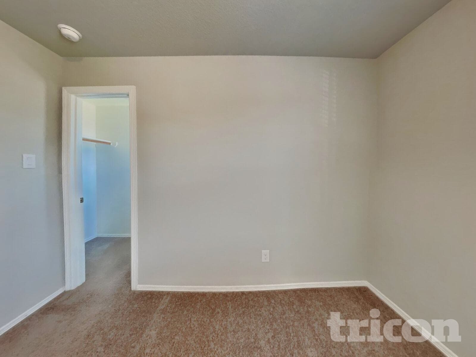 Building Photo - 40807 Mostyn Hill Dr