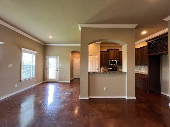 Building Photo - Single Family Homes for Lease in Surrey Vi...