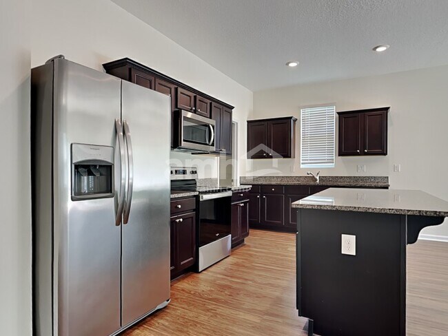 Building Photo - 11505 Victory Bay Ln