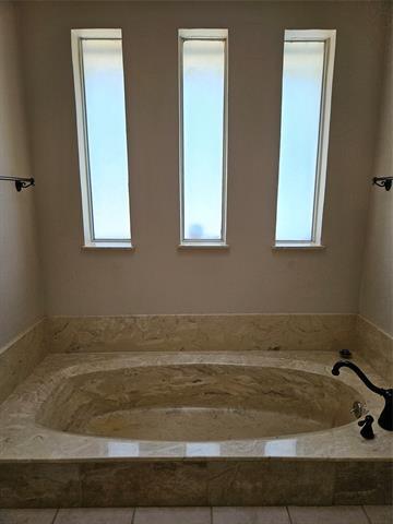 Building Photo - 3700 San Juan Cir