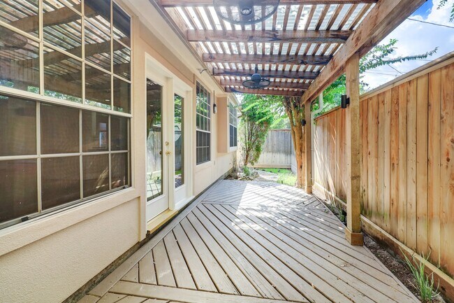 Building Photo - 3608 Timberside Cir Dr