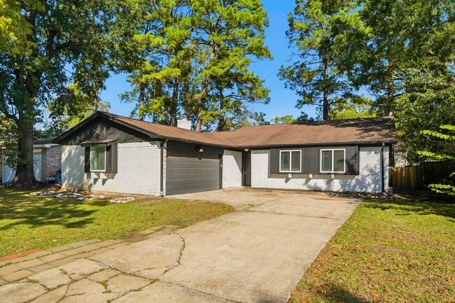 Building Photo - 23326 Briarcreek Blvd