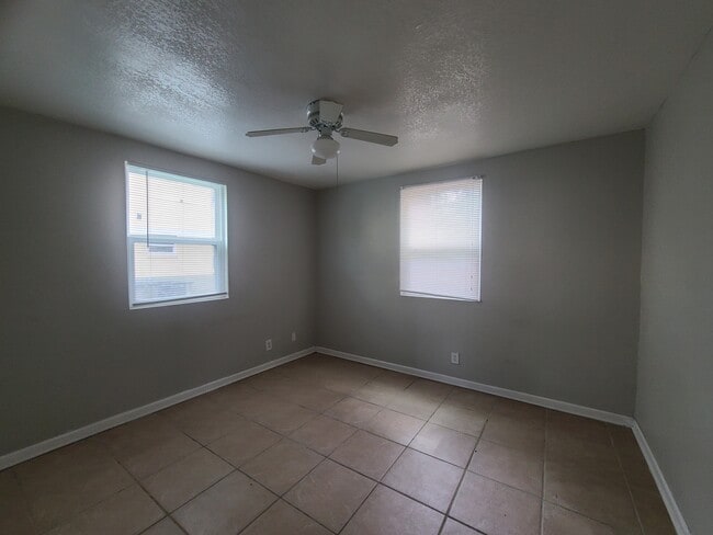 Building Photo - 3818 Almeda St