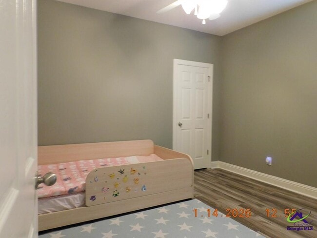 Building Photo - 110 Downshire Way