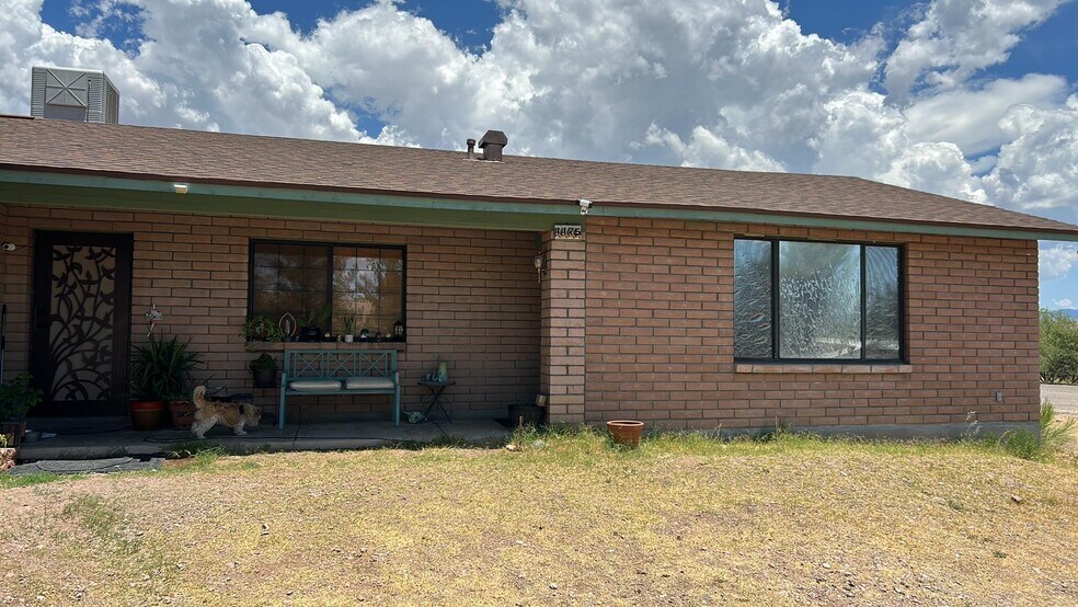 Building Photo - 1175 Avenida Gandara