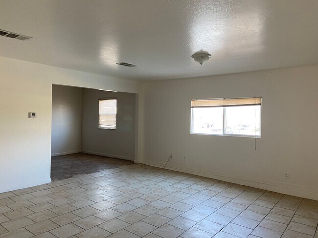 Primary Photo - Large three bedroom apartment!