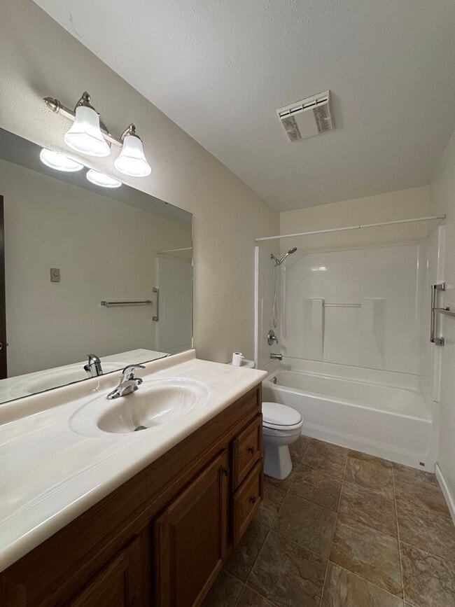 Building Photo - 500 W 12th Ave