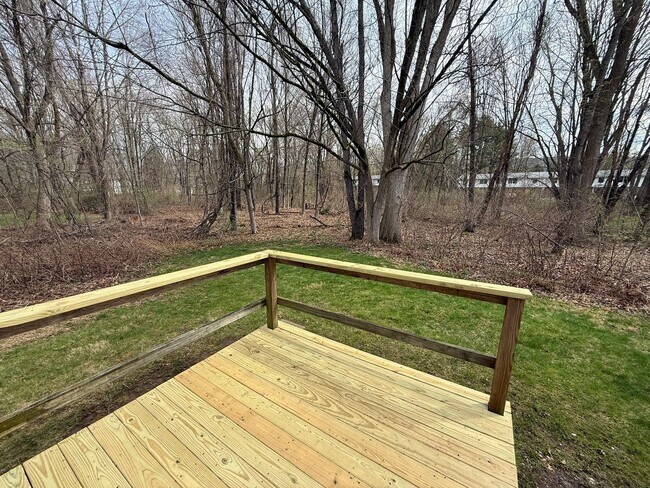 Building Photo - 22 Hadley Rd