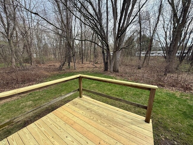 Building Photo - 22A-22B Hadley Road