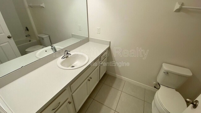 Building Photo - 6952 Tussilago Way