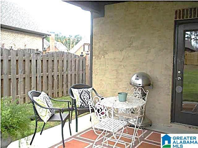Building Photo - 2420 Abbeyglen Pl