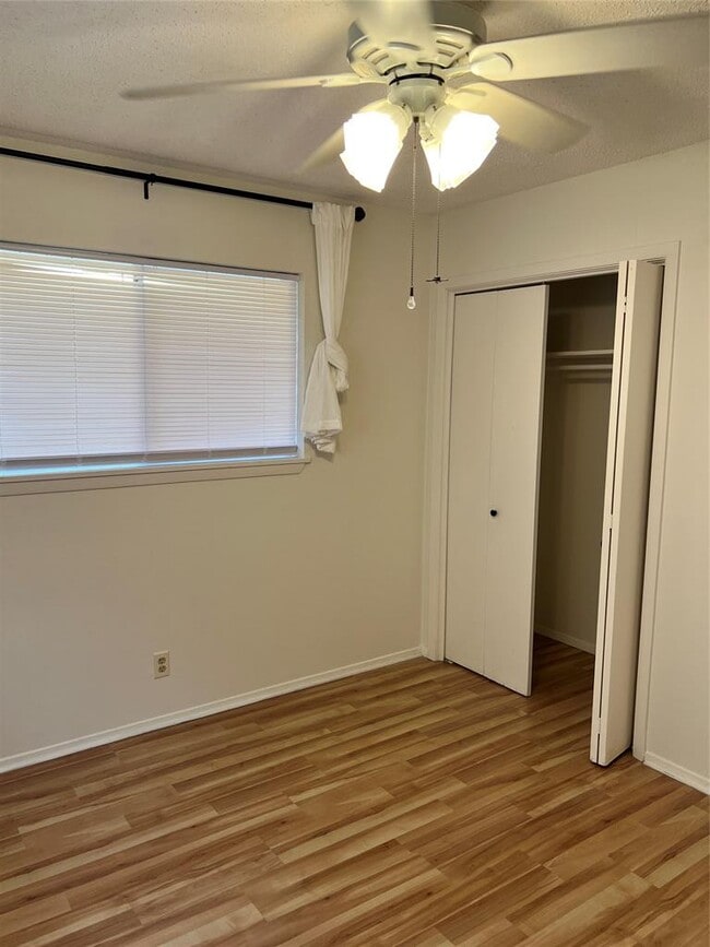 Building Photo - 8311 Hathaway Dr