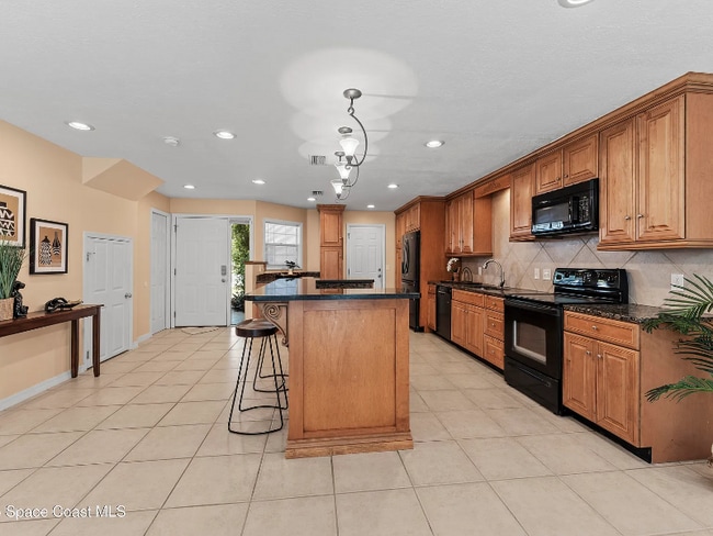 Building Photo - 554 Majorca Ct