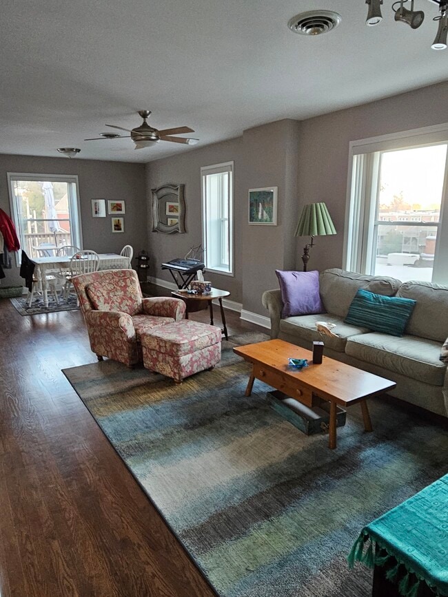 Building Photo - 4333 Maryland Ave