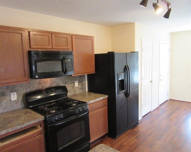 Building Photo - 14122 Noahs Landing Ln