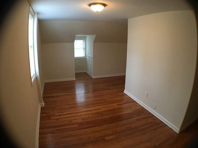 Building Photo - 1518 Polo Rd
