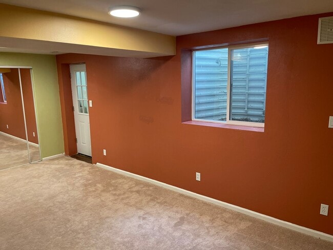 Building Photo - 7480 Mount Meeker Rd